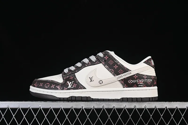 All Categories Nk SB Dunk Series Nk SB Dunk Low Low-top sneakers Nike SB Dunk Low LV joint white and brown classic Anniversary high-end customization Low-top casual sneakers CX5050-Y05